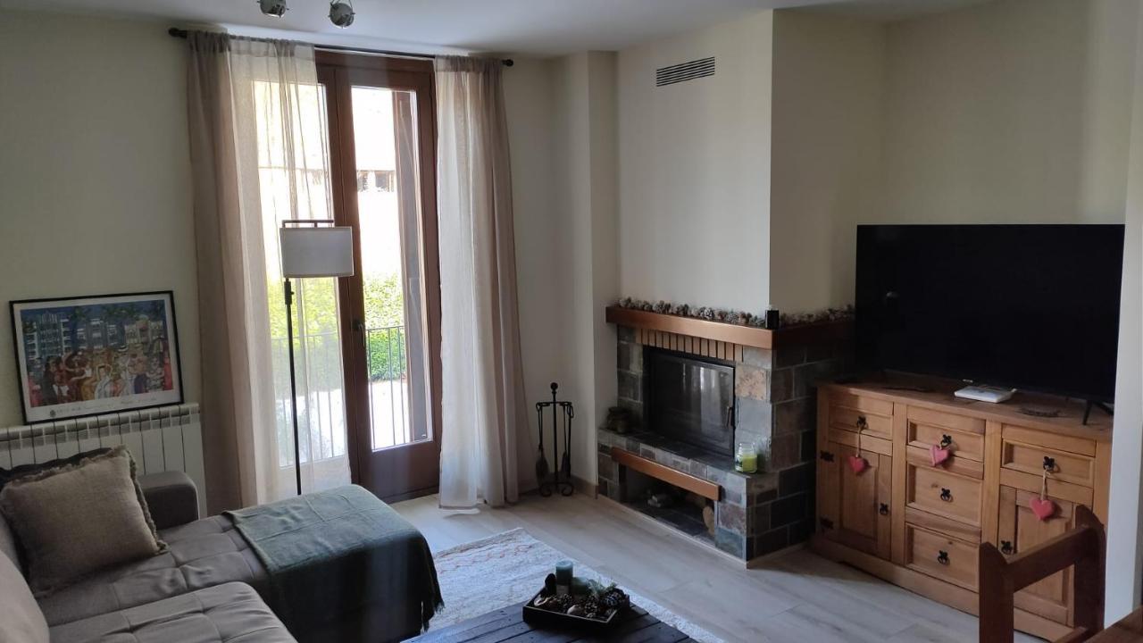 Apartament Ca La Nena Esterri d'Àneu Dış mekan fotoğraf